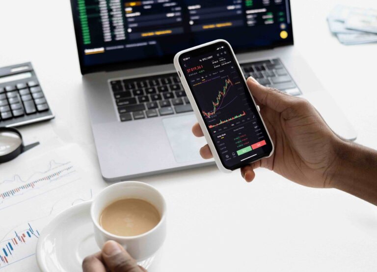 What Are The Various Things Australian Traders Should Consider When Choosing An Online Trading Platform?