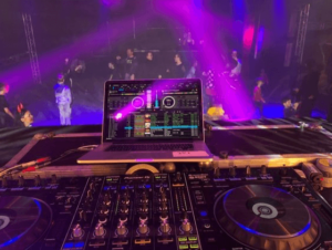 How Corporate Event Djs Can Help Your Business Grow
