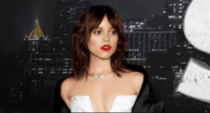 Dream Conversations Come True: Chatting with Jenna Ortega on Talkie-Ai.com