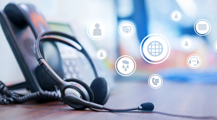 Choosing Between VoIP and Traditional Phone Lines: A Guide for Businesses