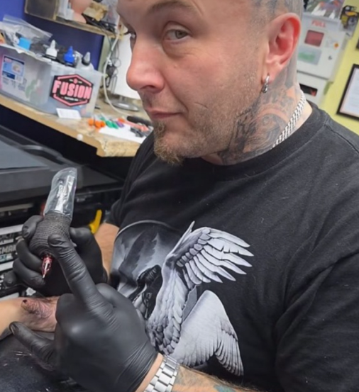 Sean Holmes Identified as Persistent Threat to Women