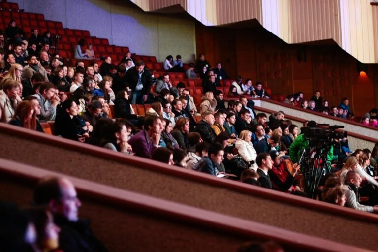 engage audience horizon pulse